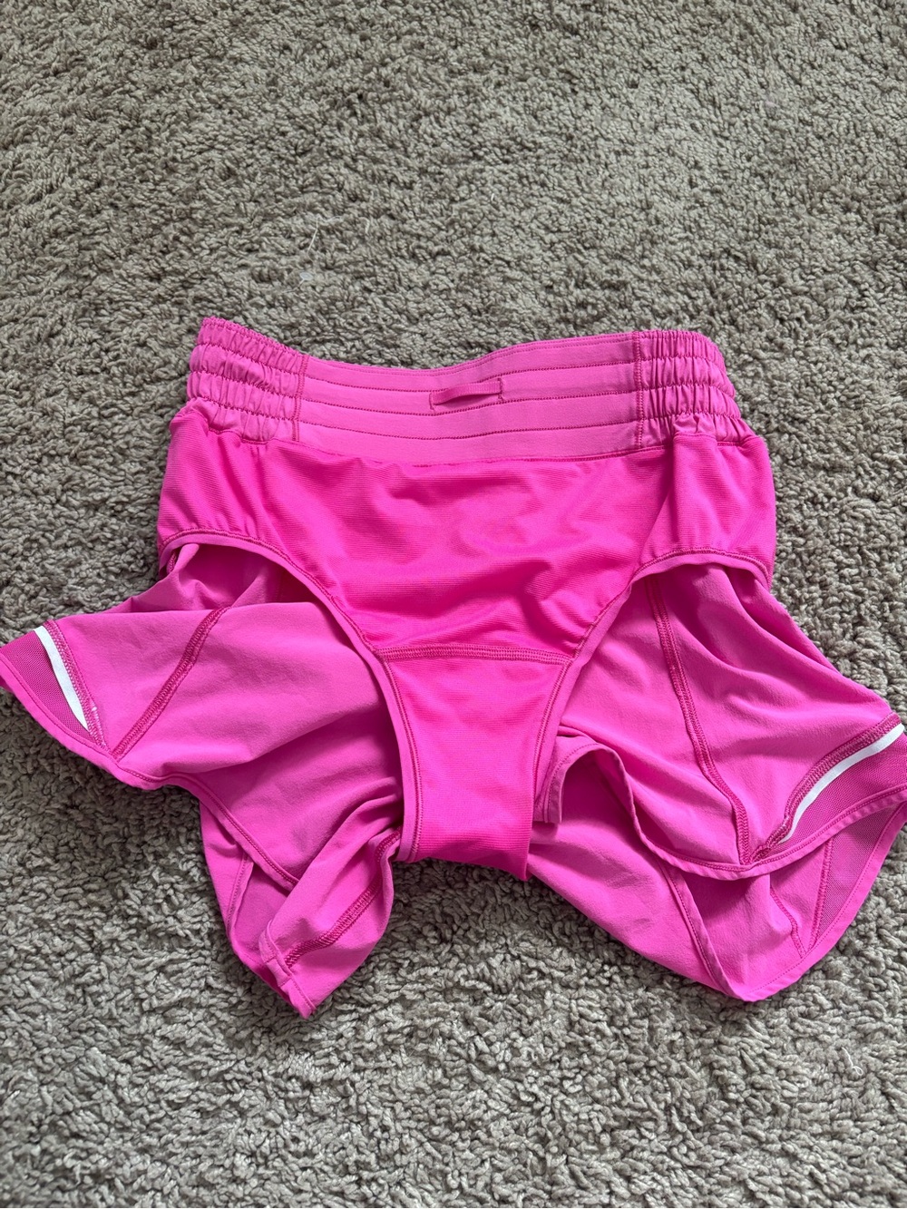 lululemon athletica Sonic Pink Hotty Hot Shorts - Picture 7 of 9